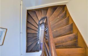 Maisons de vacances Awesome Home In Avranches With Sauna : photos des chambres