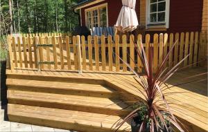 Beautiful Home In Ljungby With Wifi