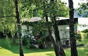 Nice Home In Sparreholm With Kitchen - Malmköping