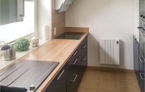 2 Bedroom Beautiful Home In Nordstrand