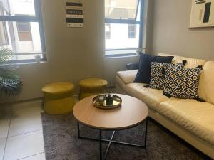 Stylish Dante’s 1-bedroom condo free Wifi & Cinema