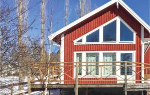 Awesome Home In Vimmerby With Wifi - 3hvězdičkové hotely ve městě Vimmerby