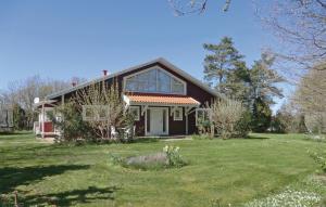 Stunning Home In Drottningskr With 3 Bedrooms And Wifi