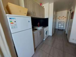 Appartement climatisé pour 4 à 200m de la plage, au cœur de Marseillan-Plage - FR-1-326-769