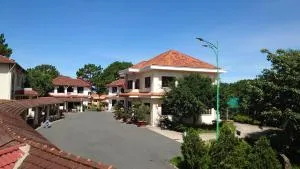 Resort Hoa Sim Da Lat - 洛伊城