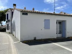 Maison cosy au cœur du village, 4 couchages, proche plage et port, Wifi inclus - FR-1-246A-134 - La Gautrie