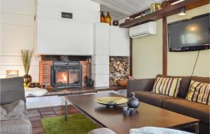 Beautiful Home In Strängnäs With Sauna