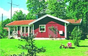 Nice Home In Slakmöre With Sauna - Kråkebäck