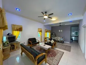 NORISH HOMESTAY - بايان ليباس