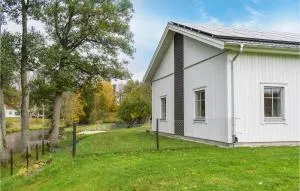 Cozy Apartment In Lagan With Wifi - Hörda