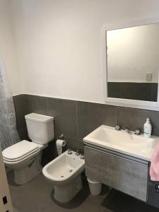 Studio Francia (Fac. Medicina, HECA, UCA. Parque)