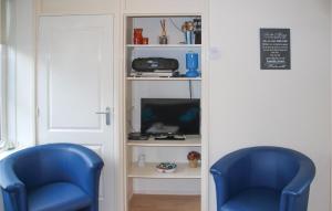 Stunning Home In Egmond Aan Zee