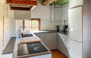 Pet Friendly Home In Broaryd With Wifi