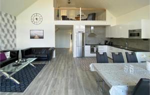 4 Bedroom Gorgeous Home In Skillingaryd