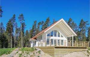 4 Bedroom Gorgeous Home In Skillingaryd