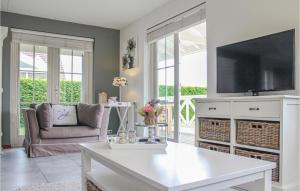 3 Bedroom Cozy Home In Wemeldinge