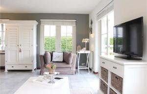 3 Bedroom Cozy Home In Wemeldinge