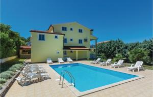 Awesome Apartment In Porec With 1 Bedrooms, Wifi And Outdoor Swimming Pool