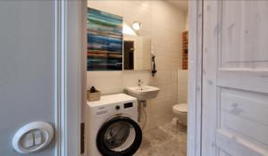 Aia Center Apartment with sauna