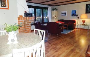 Four-Bedroom Holiday Home In Hasslo