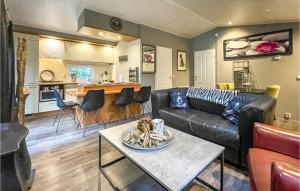 Awesome Home In Emst With Kitchen