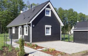 Amazing Home In Zerpenschleuse