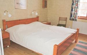 Pet Friendly Home In Torup With Kitchen