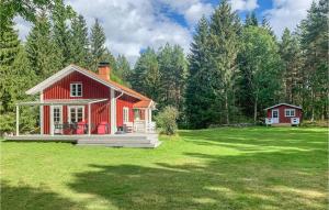 Awesome Home In Vstervik With 4 Bedrooms