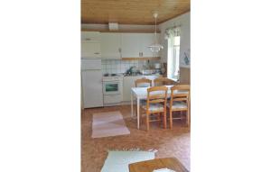 1 Bedroom Stunning Home In Svanesund