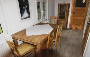 1 Bedroom Nice Home In Crinitzberg
