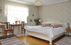 Three-Bedroom Holiday Home In Eksharad