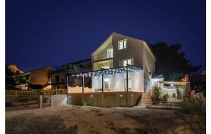 Gorgeous Home In Brodarica With House Sea View