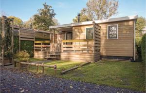 Two-Bedroom Holiday Home room in Holiday home Tzummarum 20