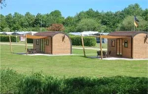 Stunning Home In Süsel With Lake View - Eutin