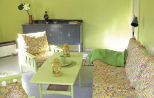 Cozy Home In Odensvi With Kitchen