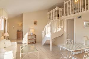 Appartements AMAZING SEA VIEW APARTMENT with Private Close Parking : photos des chambres