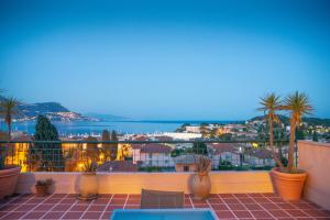 Appartements AMAZING SEA VIEW APARTMENT with Private Close Parking : photos des chambres