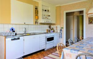 4 Bedroom Stunning Home In Mariannelund