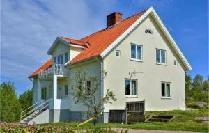 4 Bedroom Stunning Home In Mariannelund - Silverdalen