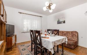 Amazing Apartment In Sveti Juraj 