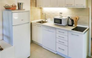 Awesome Apartment In Utjeha With Wifi