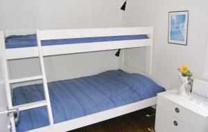 Cozy Home In Steninge With Wifi