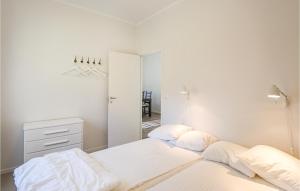 Holiday Home Hangvar Gullauser Lärbro