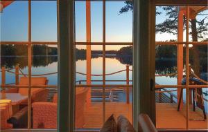 3 Bedroom Stunning Home In Årjäng