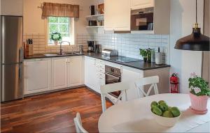 3 Bedroom Stunning Home In Årjäng