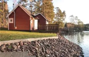 Two-Bedroom Holiday Home In Vena - Silverdalen