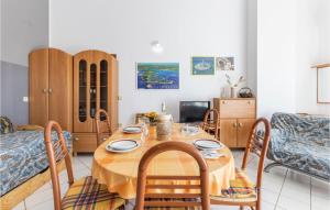 Stunning Apartment In Pula With Wifi And 2 Bedrooms
