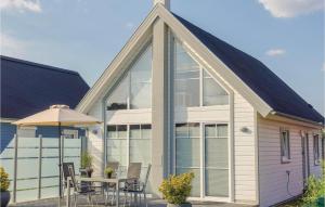 Beach Front Home In Zerpenschleuse