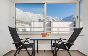 Gorgeous Apartment In Baska Voda With House A Mountain View