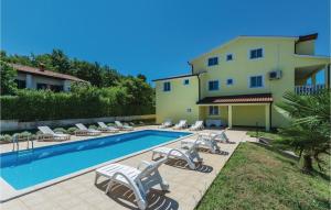 Amazing Apartment In Porec With 1 Bedrooms, Wifi And Outdoor Swimming Pool